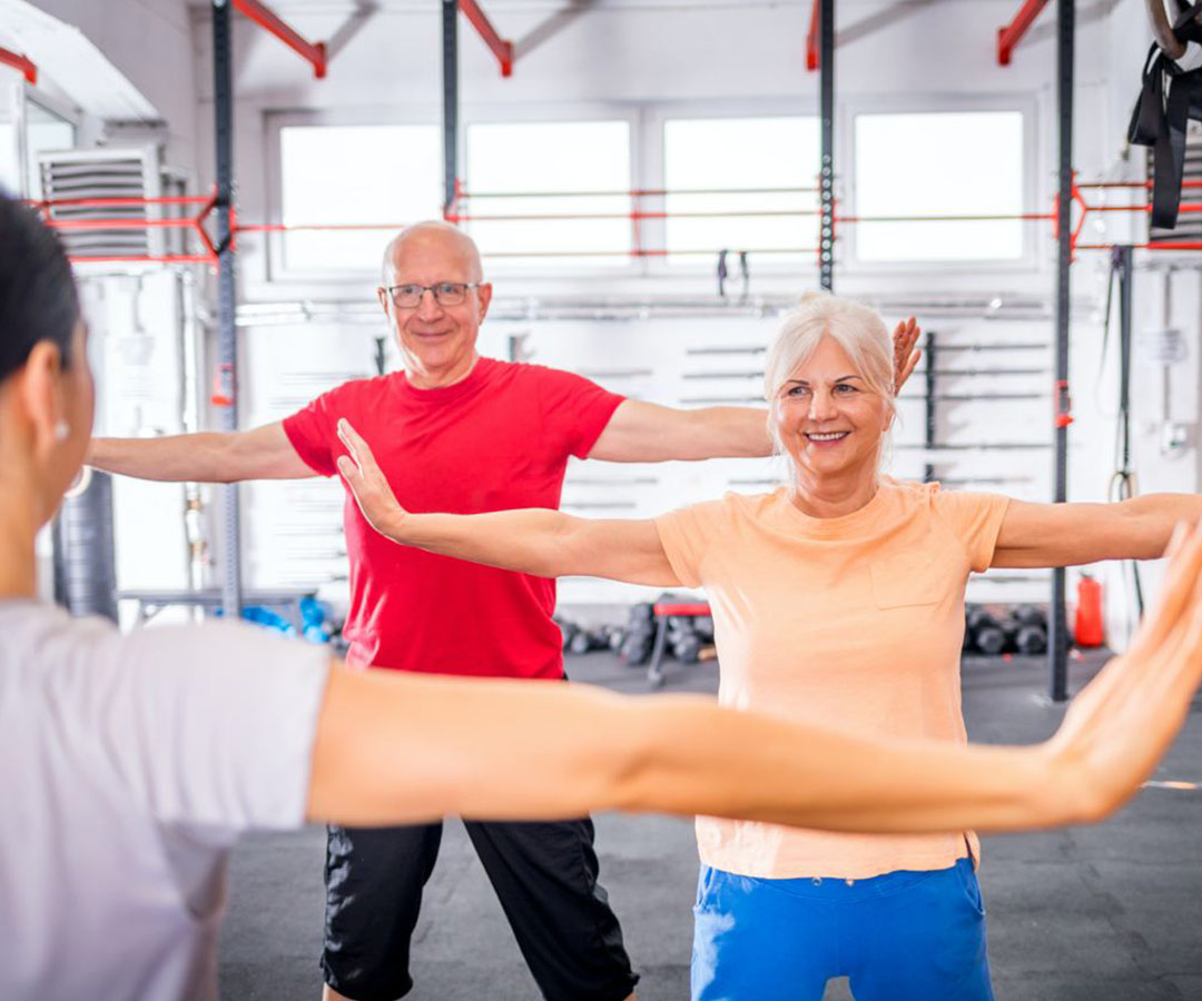 老人復健運動有哪些？藉由3種遊戲照護，貼心陪伴最重要！