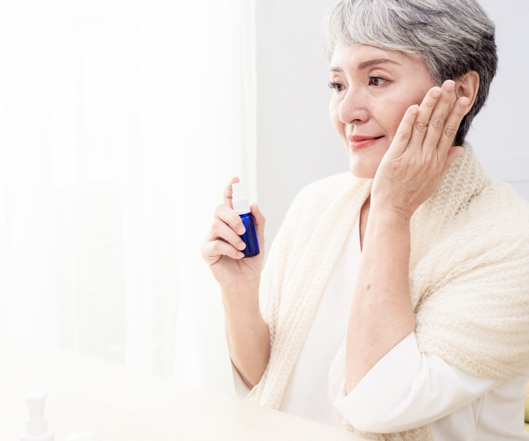 外泌體保養品怎麼選？認識外泌體功效與副作用，熟齡也能安心用